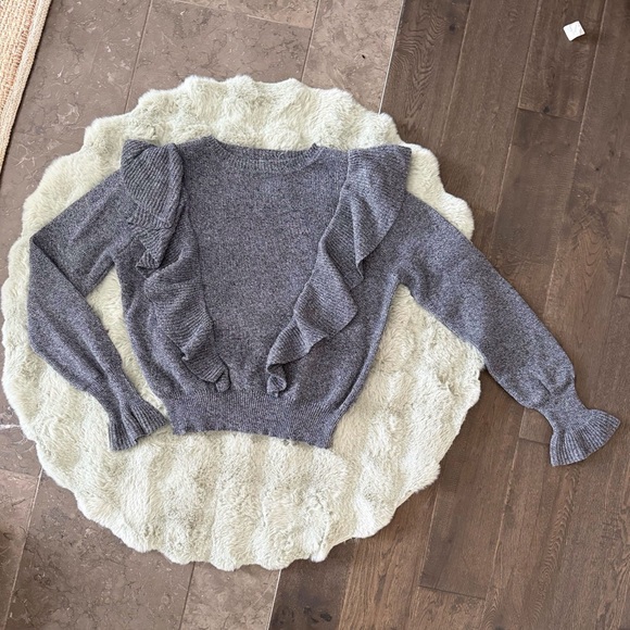 Le Lis  Ruffle Detail Cotton Sweater | Grey Knit Puff Sleeve Pullover - Picture 7 of 7